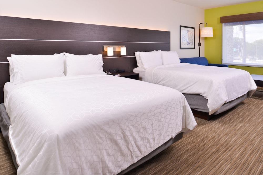 Holiday Inn Express & Suites Mall Of America - Msp Airport Bloomington Exterior photo